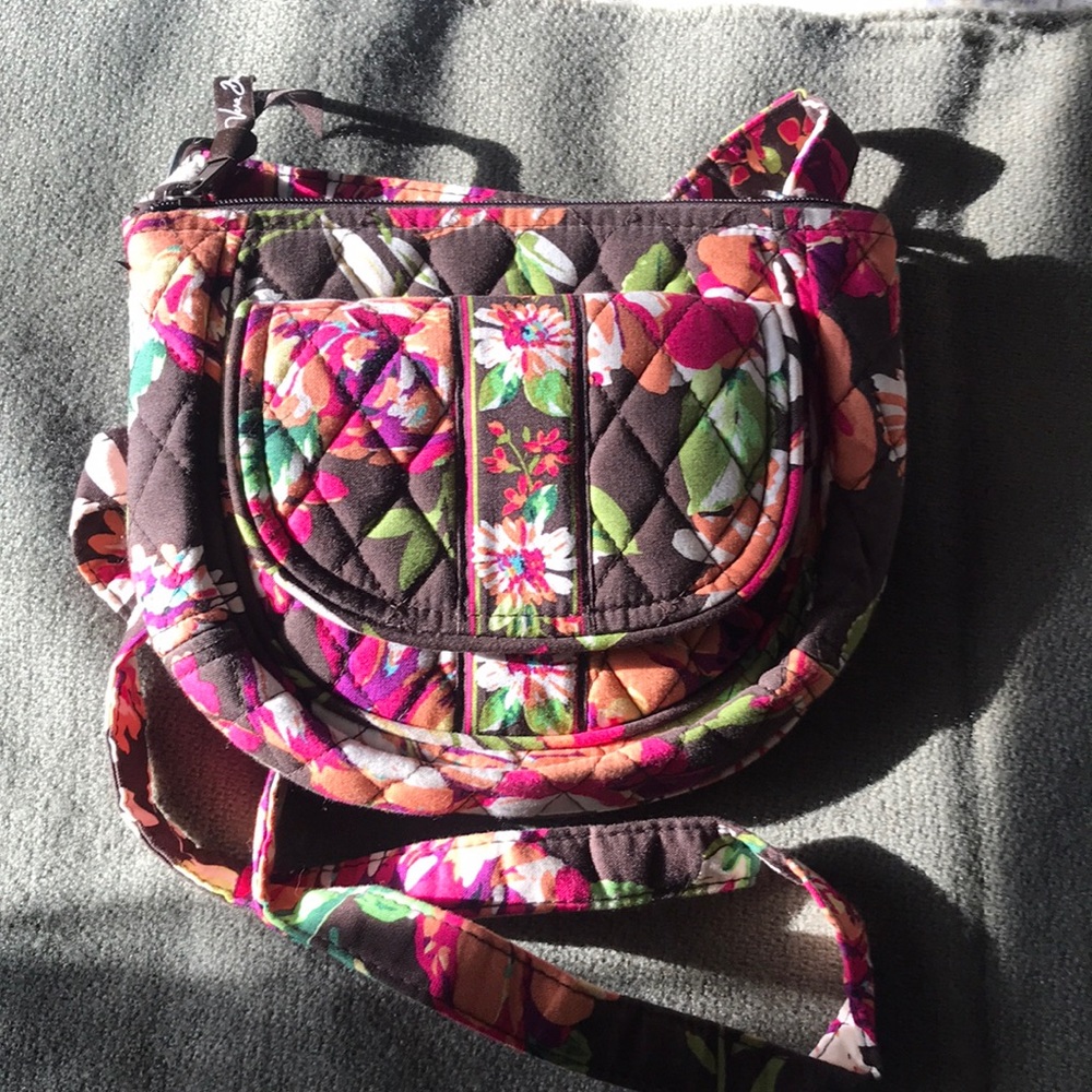 Lovely Vera Bradley purse (Rare design)